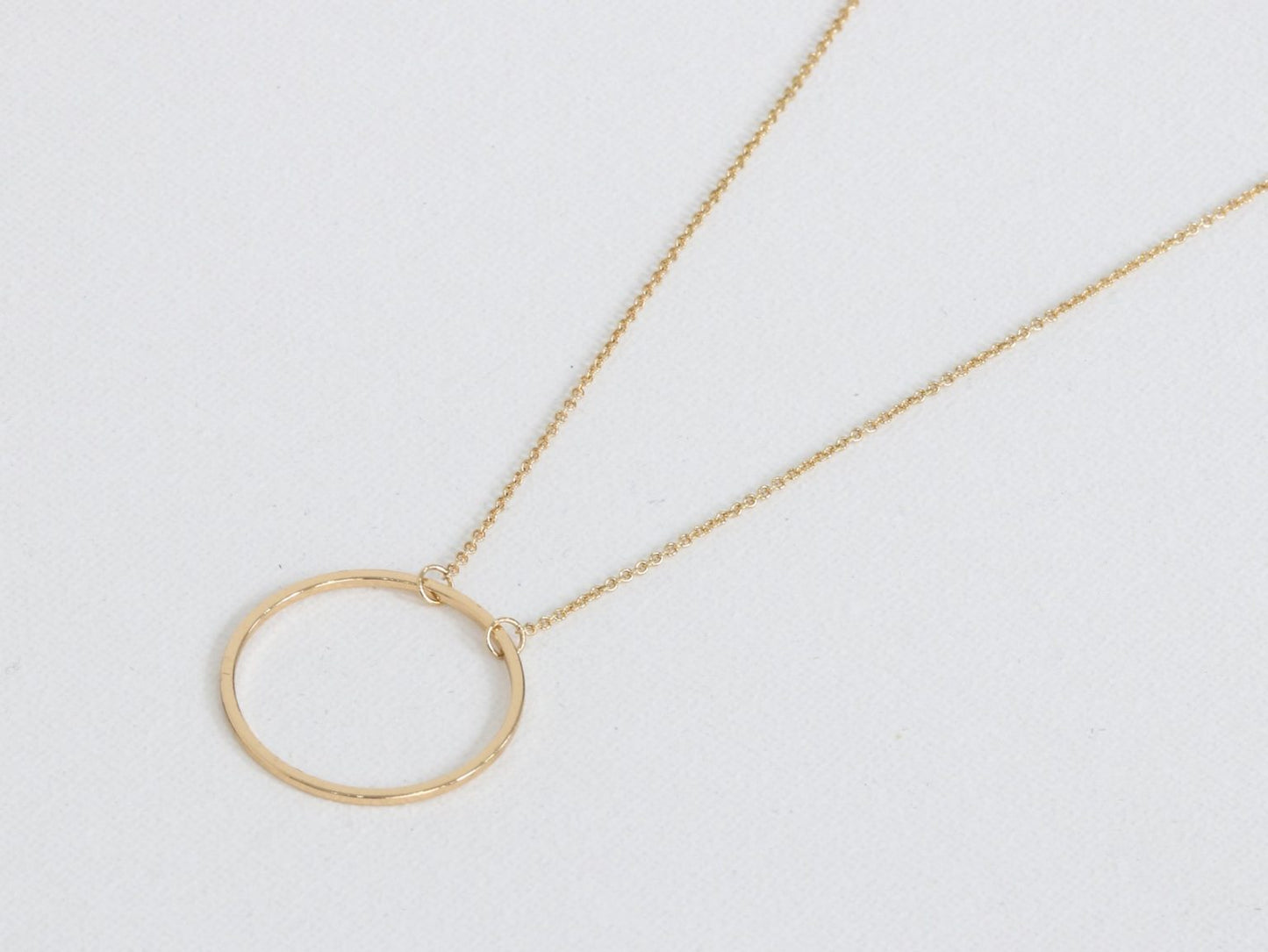 Helen Circle Necklace - Gold