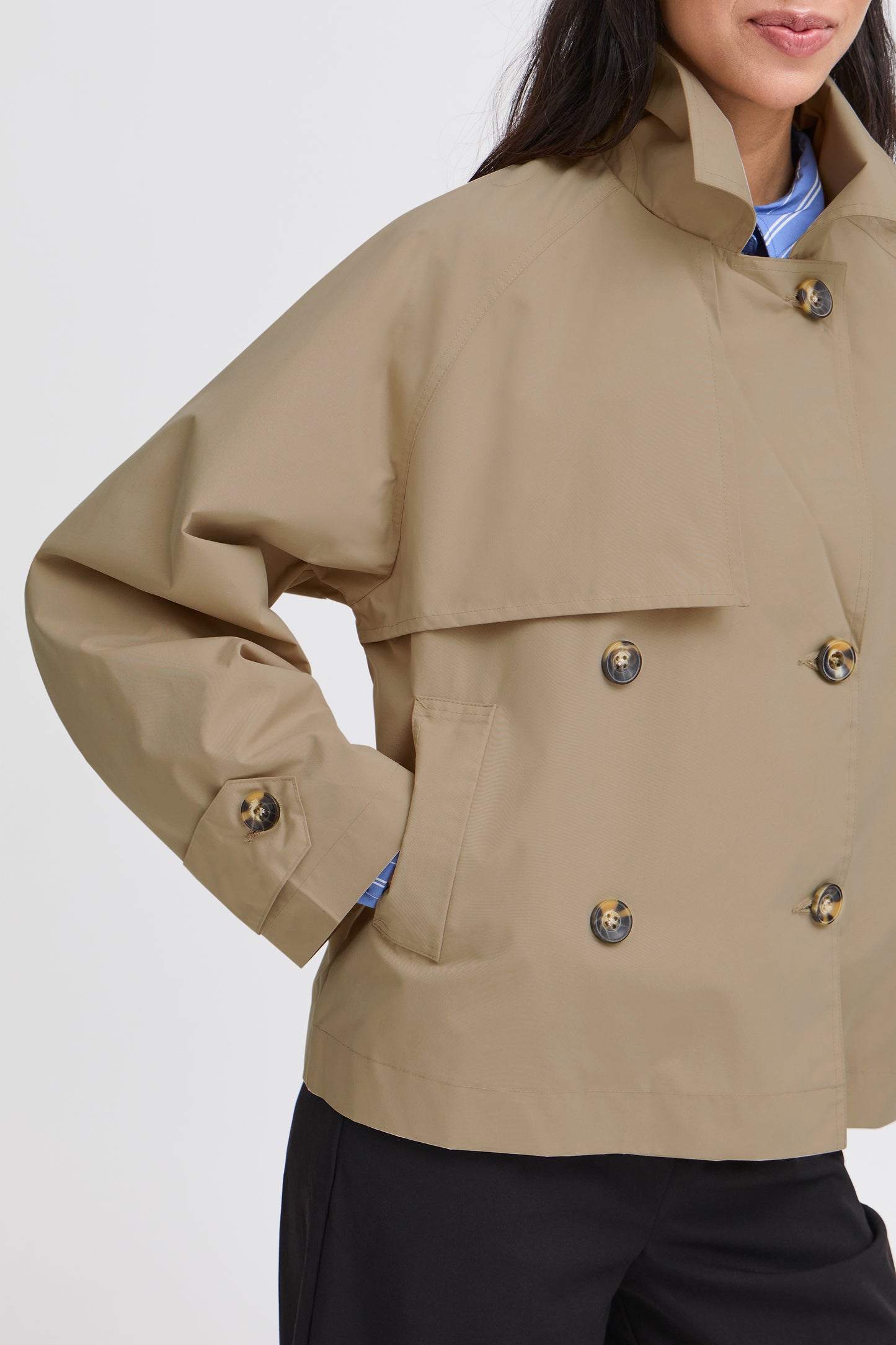 Calea Short Trench - Safari