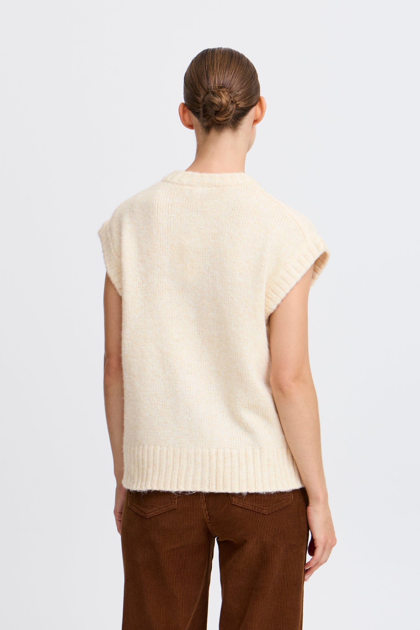 Oksana Vest - Humus