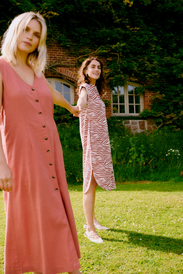 Falakka Button Dress - Light Mahogany