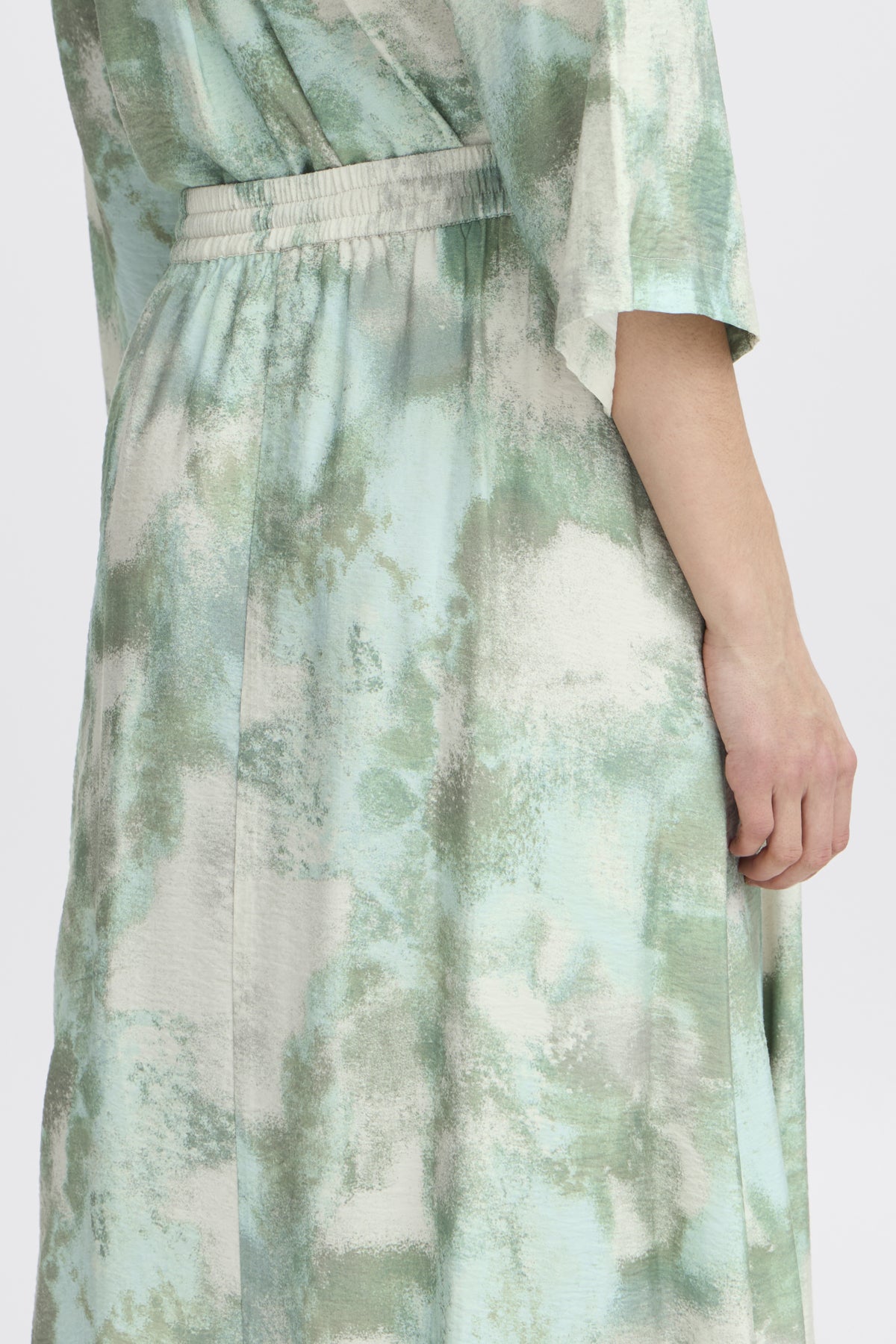 Ibine Skirt - Blue Haze Blur