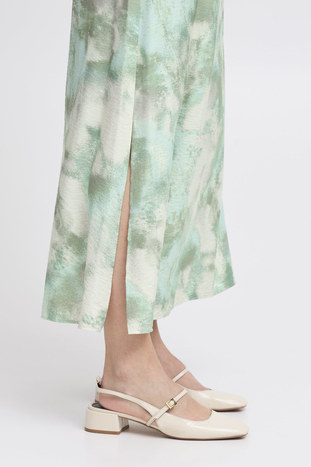 Ibine Skirt - Blue Haze Blur