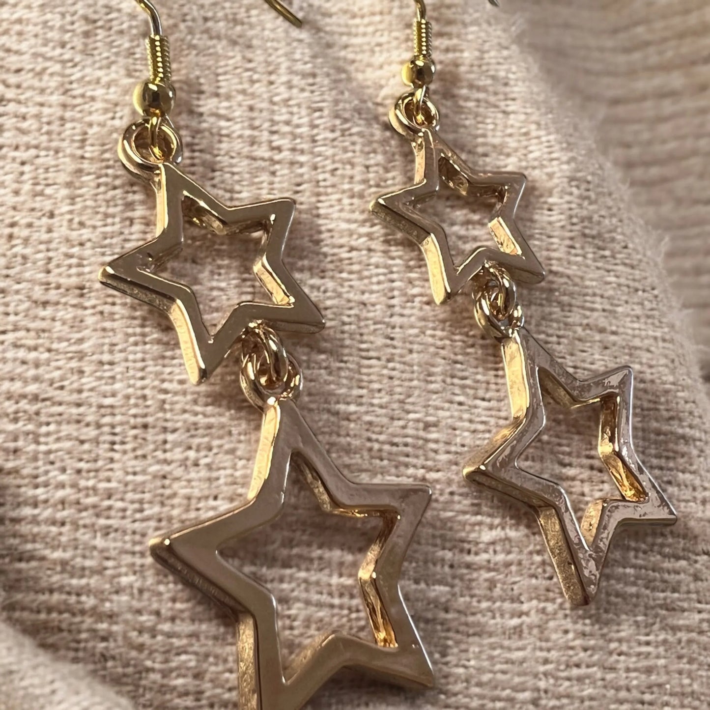 Hollow Double Star Stud Earring - Gold