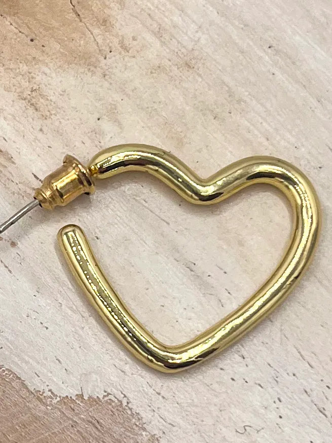 Hollow Heart Earrings - Gold
