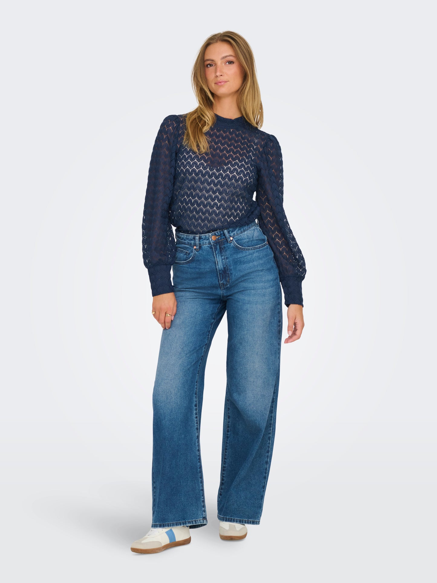 Avery Lace Top - Black Iris