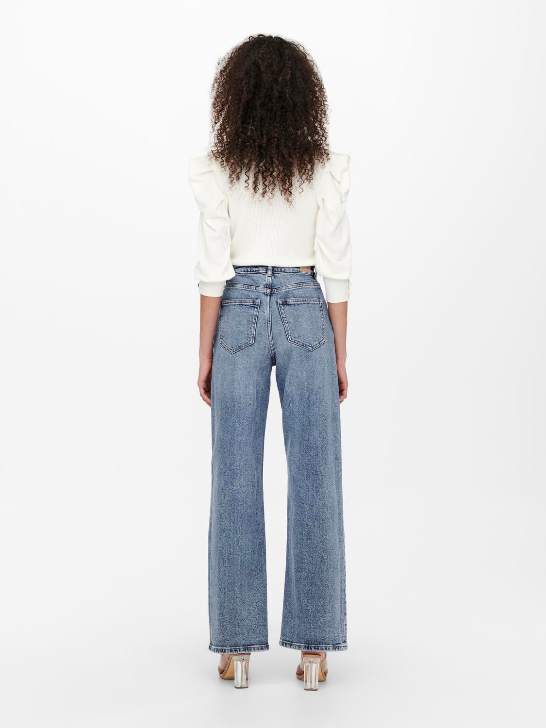 Juicy Wide Leg Jeans - Medium Blue