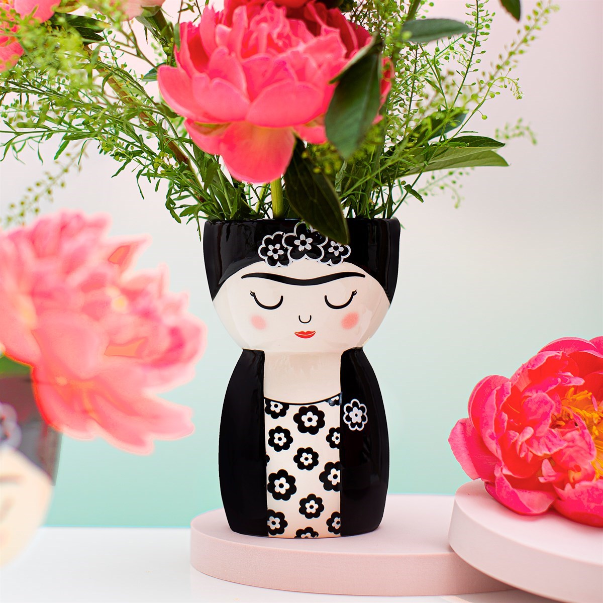 Frida Vase - Monochrome