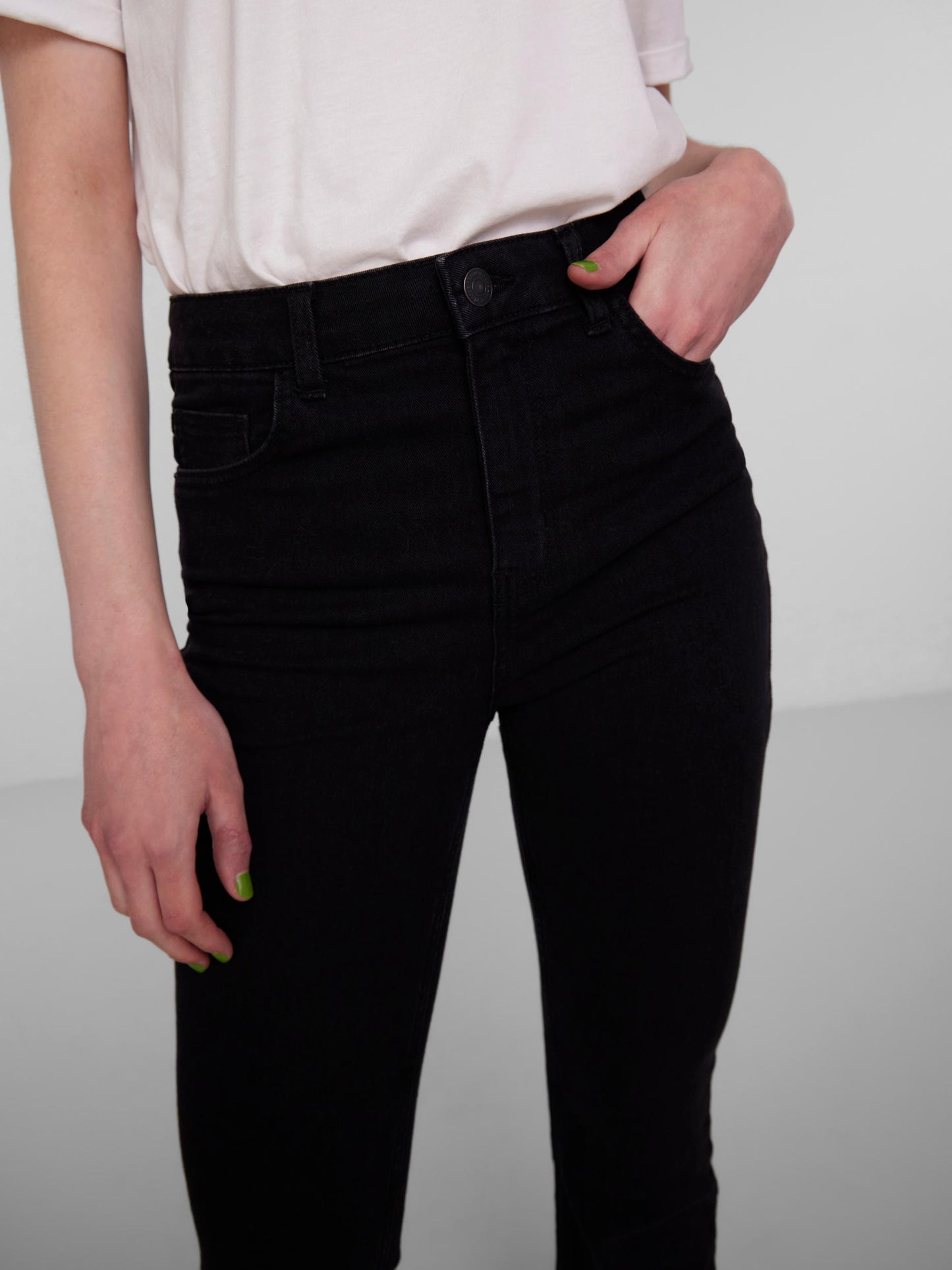 Peggy High Waisted Flared Jeans - Black