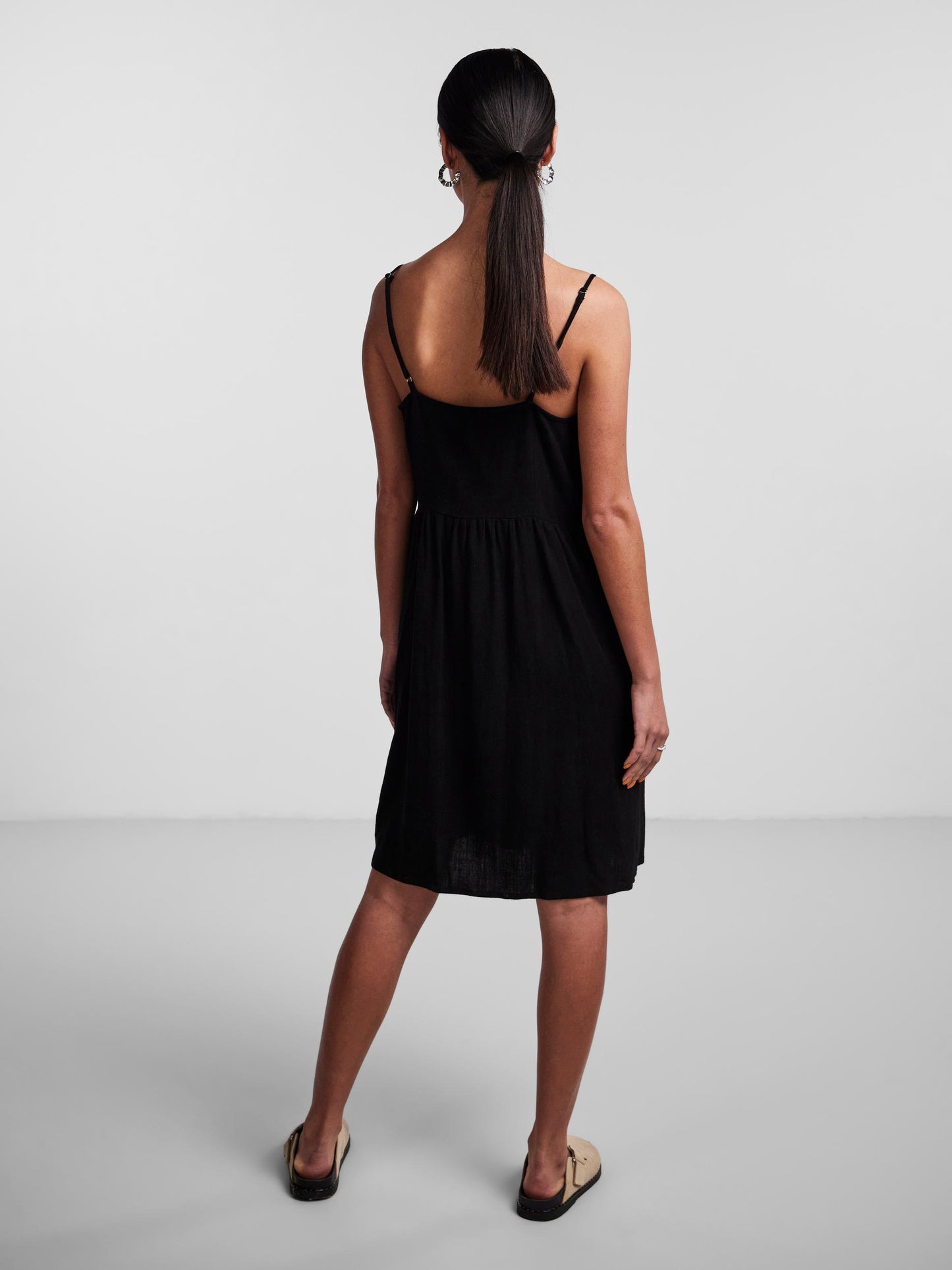 Vinsty Linen Slip Dress - Black