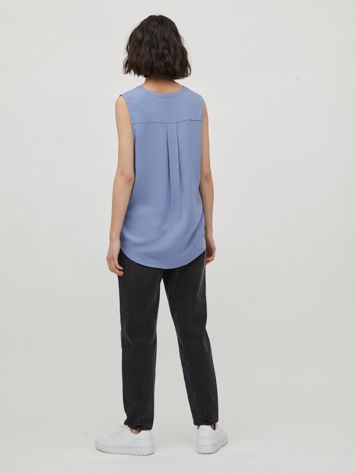 Roma V Neck Top - English Manor