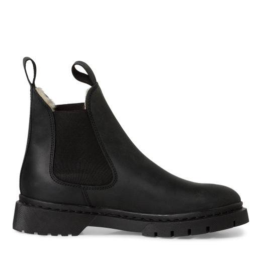 Warm Lined Chelsea Boots - Black