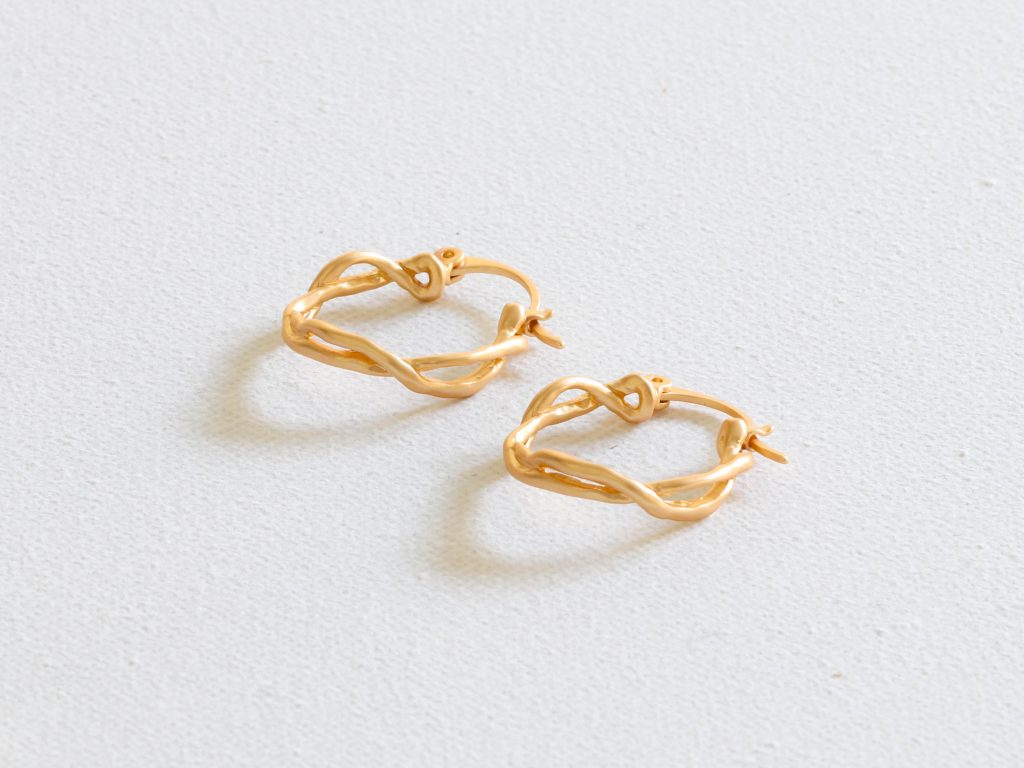 Valeria Organic Little Hoops - Gold