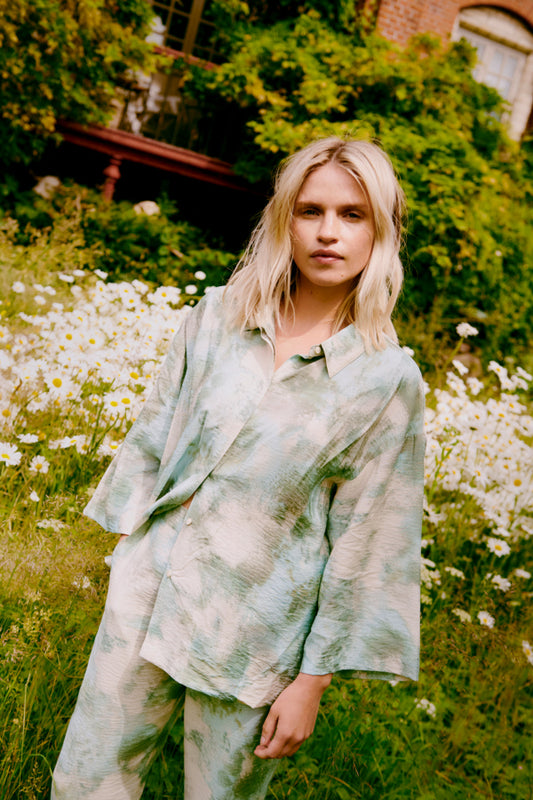 Ibine Shirt - Blue Haze Blur