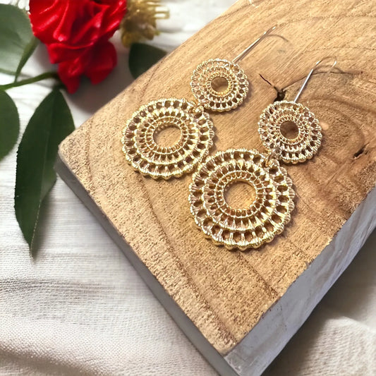 Filigree Double Circle on Drop Hook - Gold