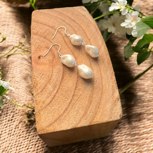Drop Pearl Earrings