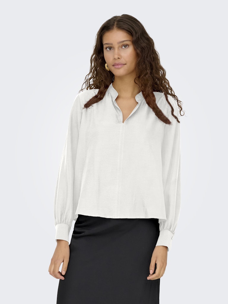 Celeste V-Neck Top - Cloud Dancer
