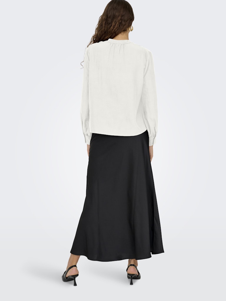 Celeste V-Neck Top - Cloud Dancer