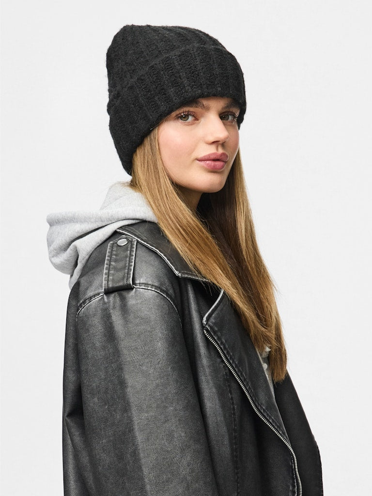 Pyron Structured Hat - Black