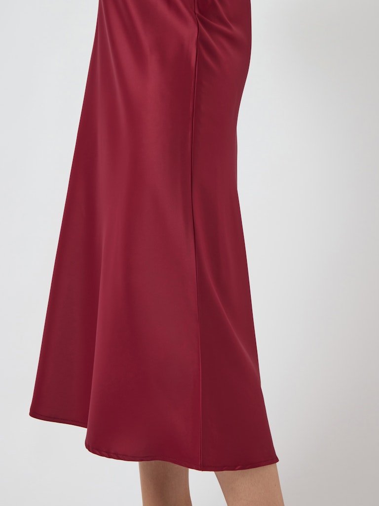 Pella High Waisted Midi Skirt - Tibetan Red