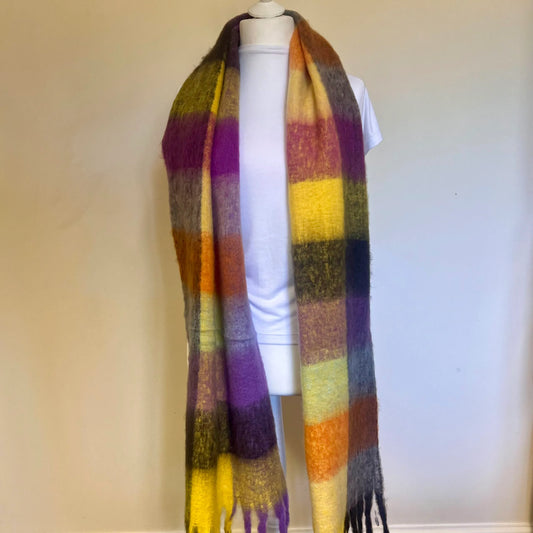 Checked Blanket Scarf