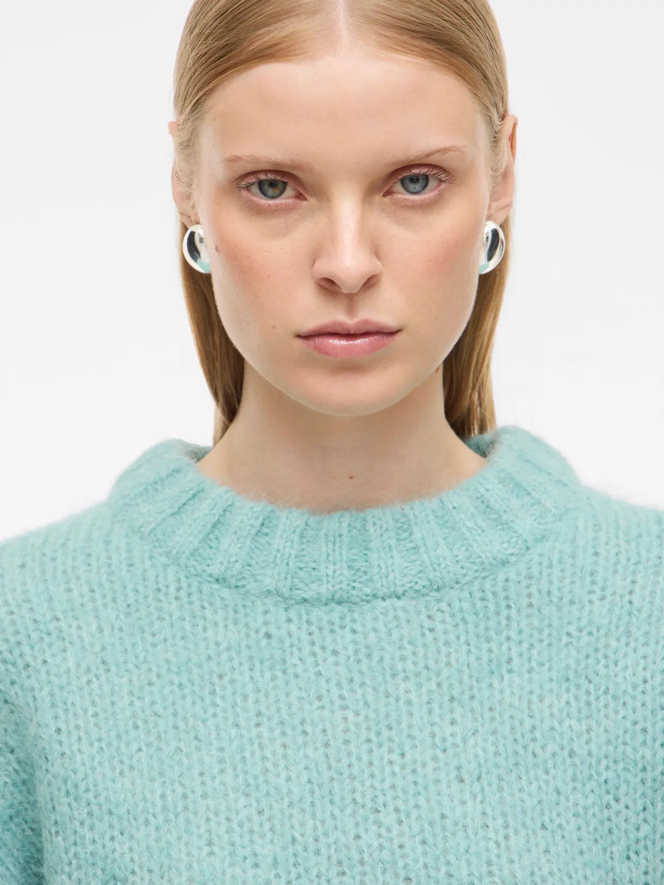 Roubree O-Neck Knit - Aquifer