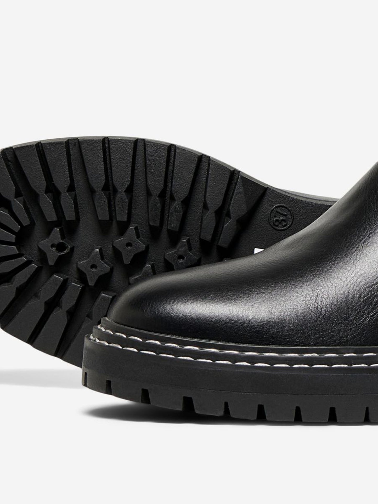 Beth 2 PU Chelsea Boots - Black