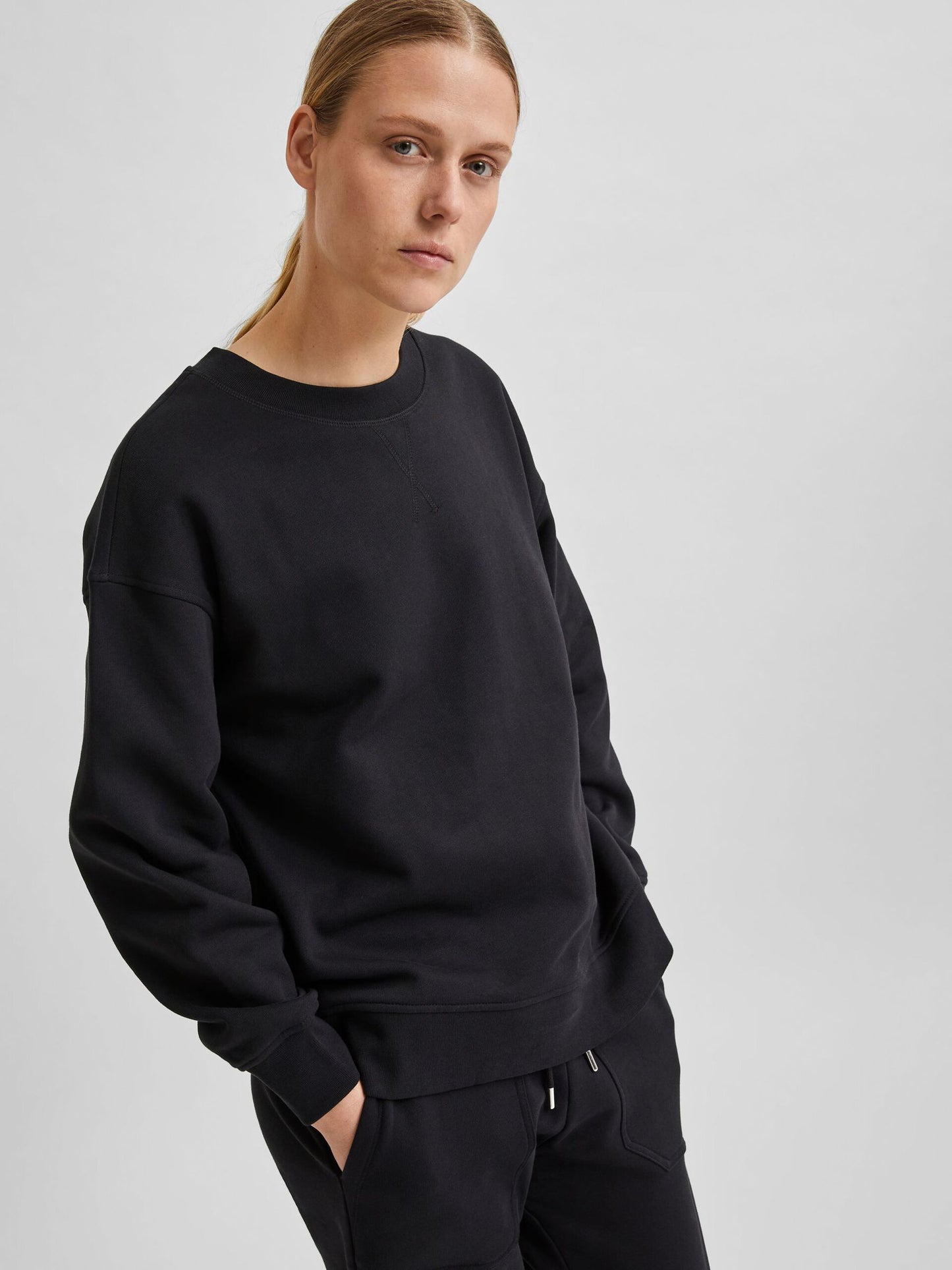 Stasie Organic Cotton Sweatshirt - Black