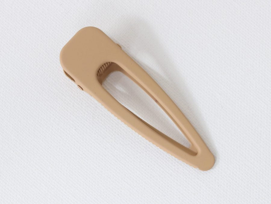 Emilia Oversized Hair Clip - cream