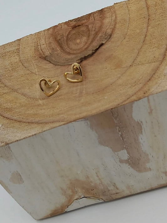 Hollow Heart Earrings - Gold