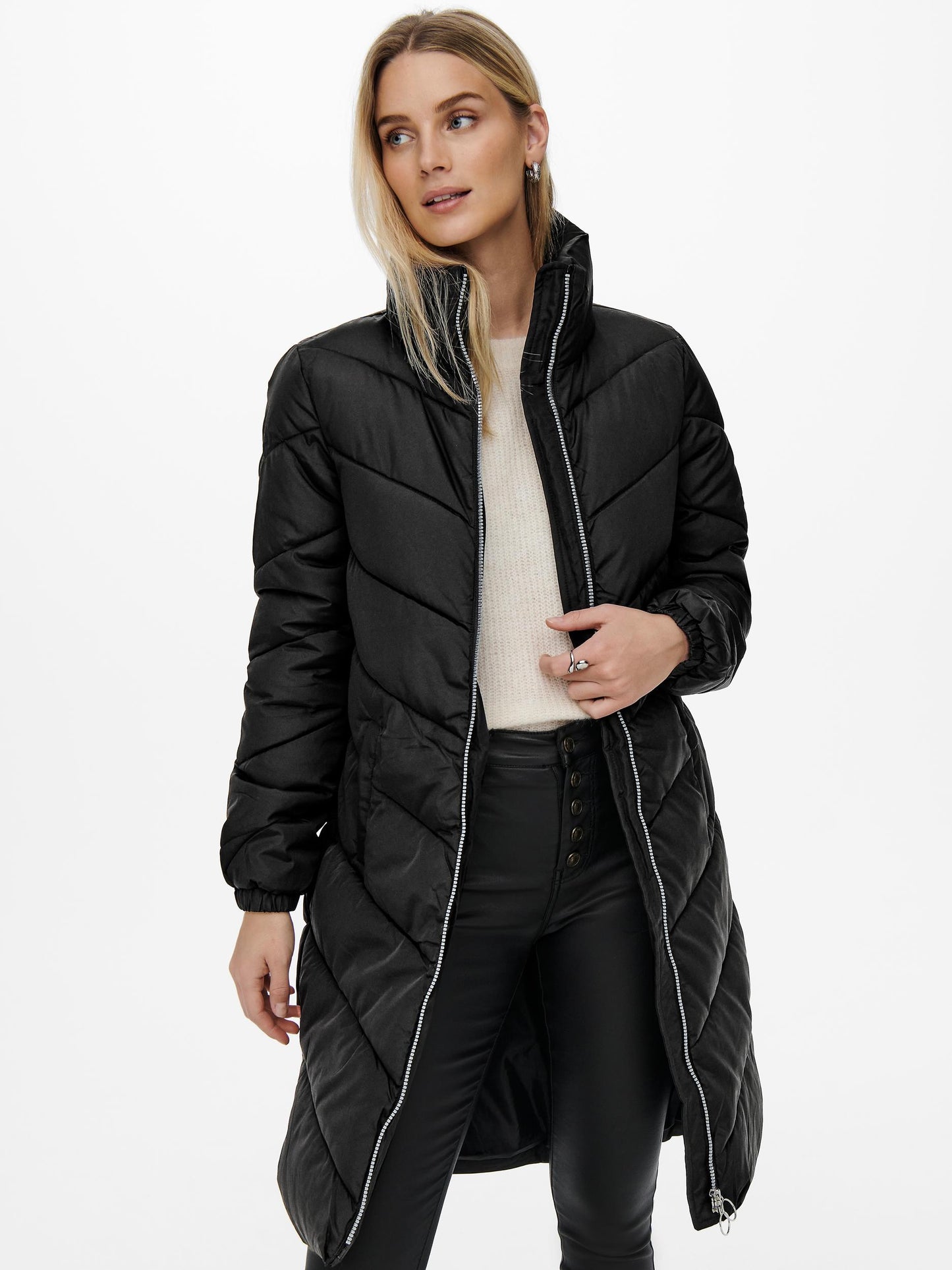 New Finno Long Padded Jacket - Black