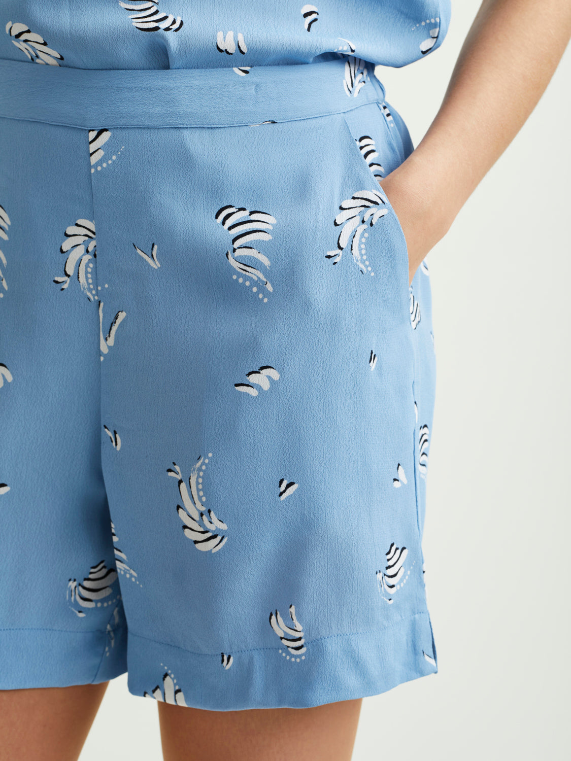 Vila Shorts - Allure Combo